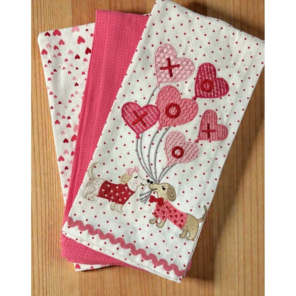 Nicole Miller Embroidered XO Dachshund Kitchen Towels Set 3 NEW